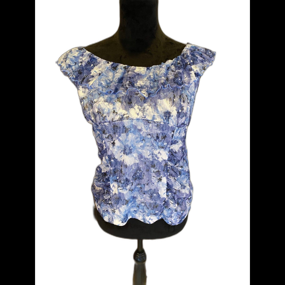 AB Studio Blouse Sleeveless‎ Size Large Soft Ruffled Round Neckline Lace Overlay